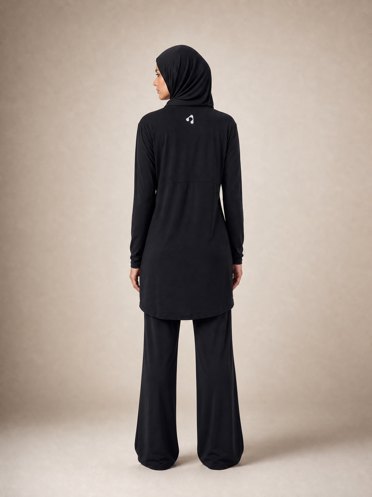 Boost Long Sleeve Hijabi