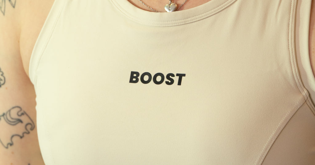 Boost Women's Side-Scrunch Sports Top